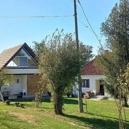 Vikendica Zivkovic Tatil Evi Lazarevac
